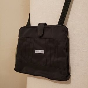 Black Baggallini Crossbody Bag
